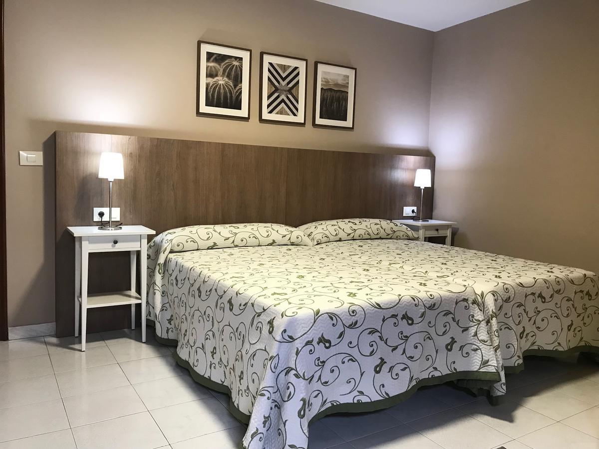 Hostal-Restaurante Paris Forcarei Екстериор снимка