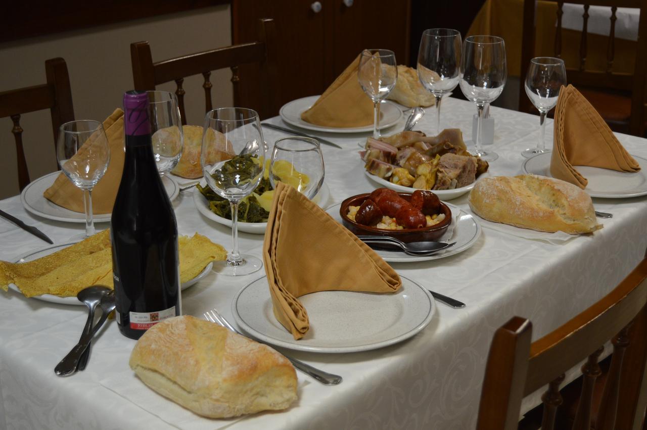 Hostal-Restaurante Paris Forcarei Екстериор снимка