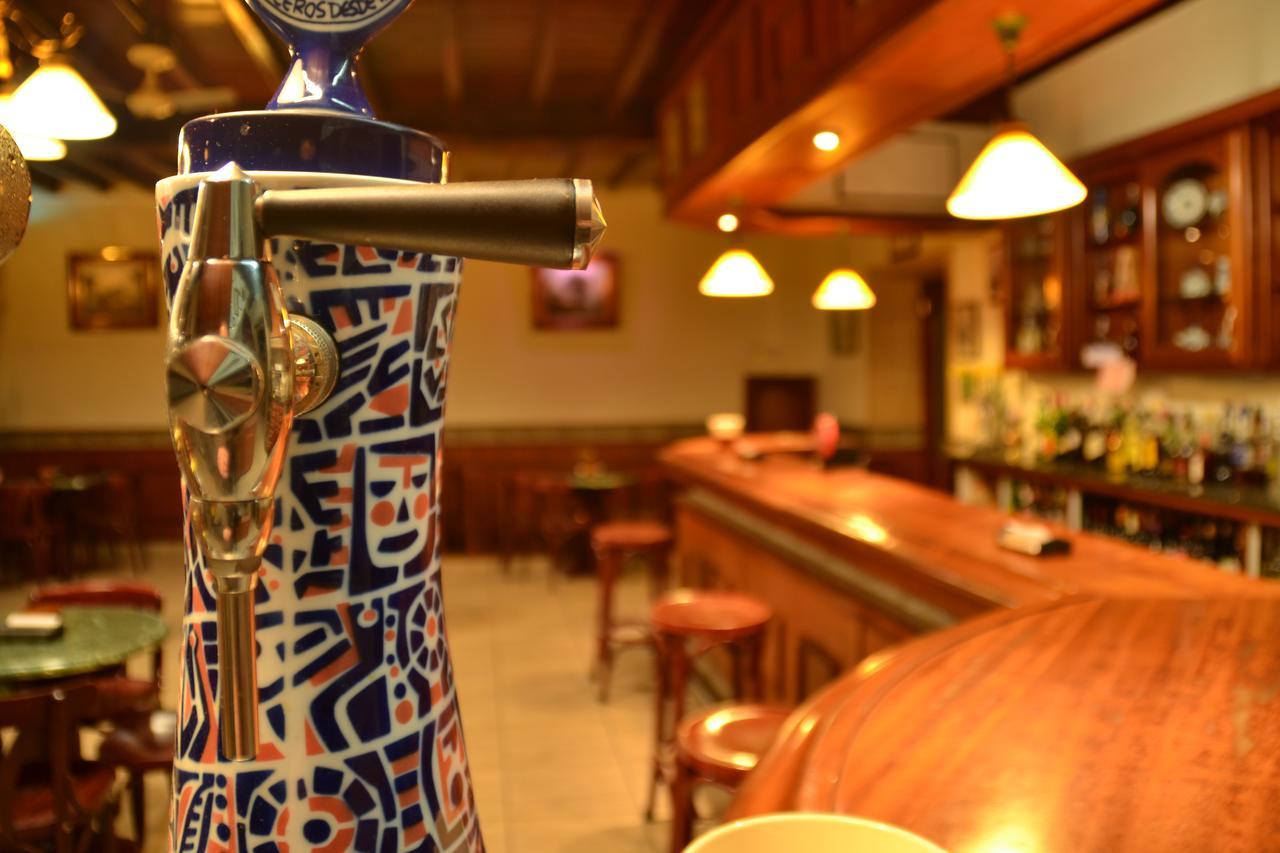 Hostal-Restaurante Paris Forcarei Екстериор снимка