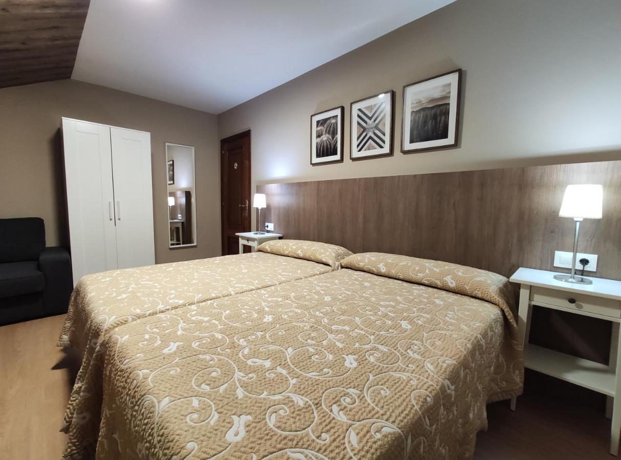 Hostal-Restaurante Paris Forcarei Екстериор снимка